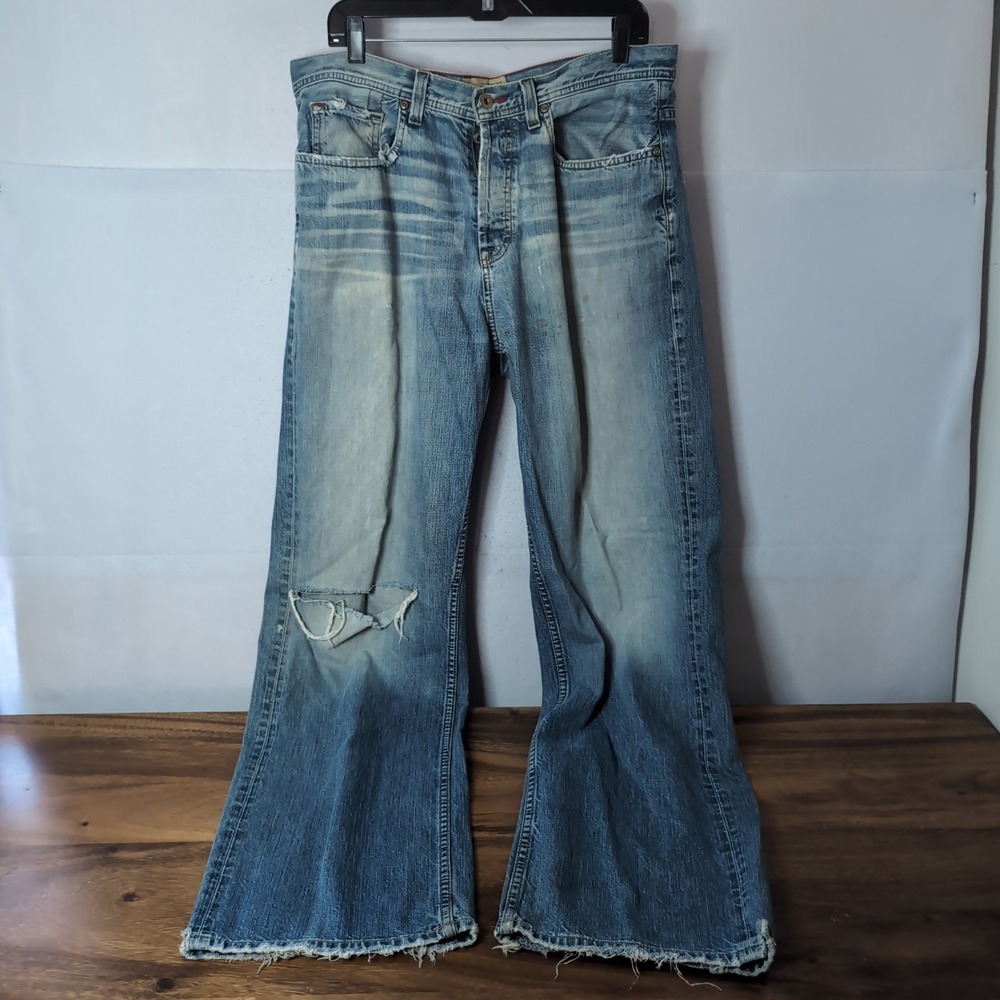 Vtg BKE 67 San Antonio Long Mens Distressed Wide Leg Jeans Light Wash 36x34 Y2K